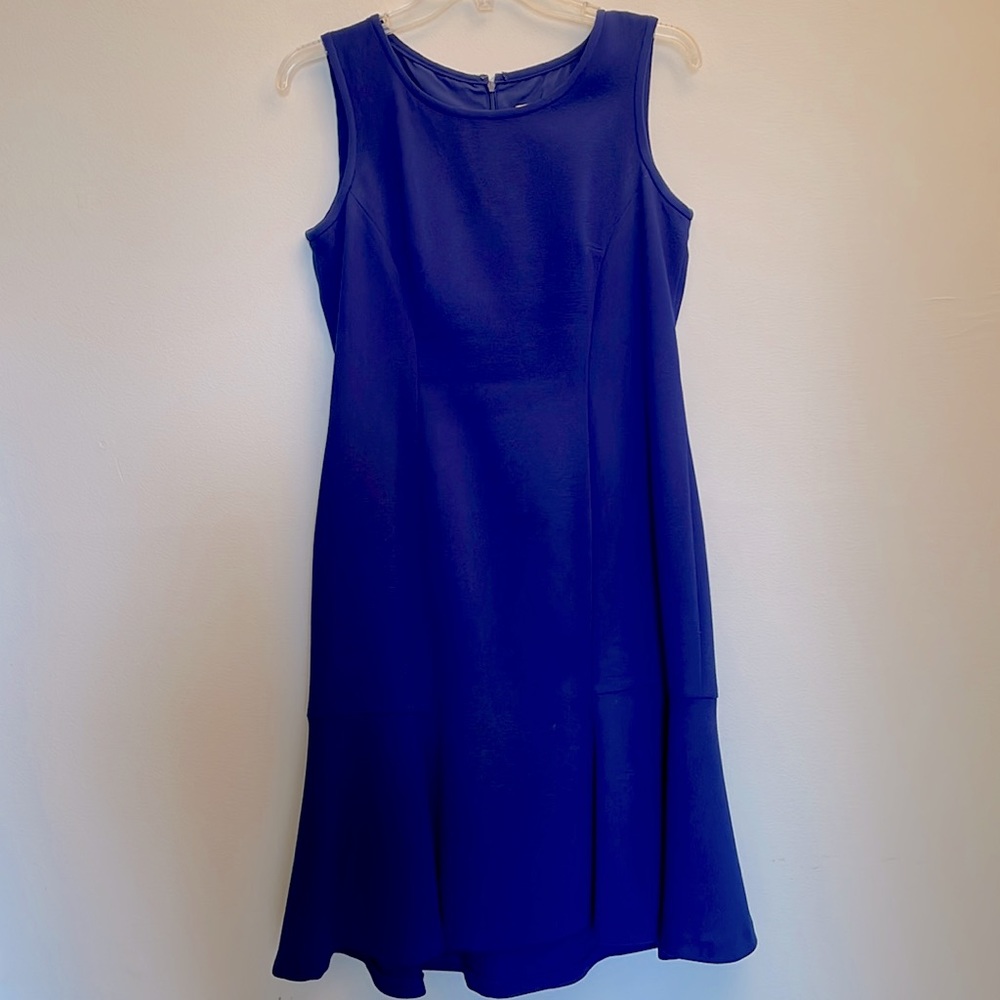 Blue Kasper ruffle hem sleeveless dress